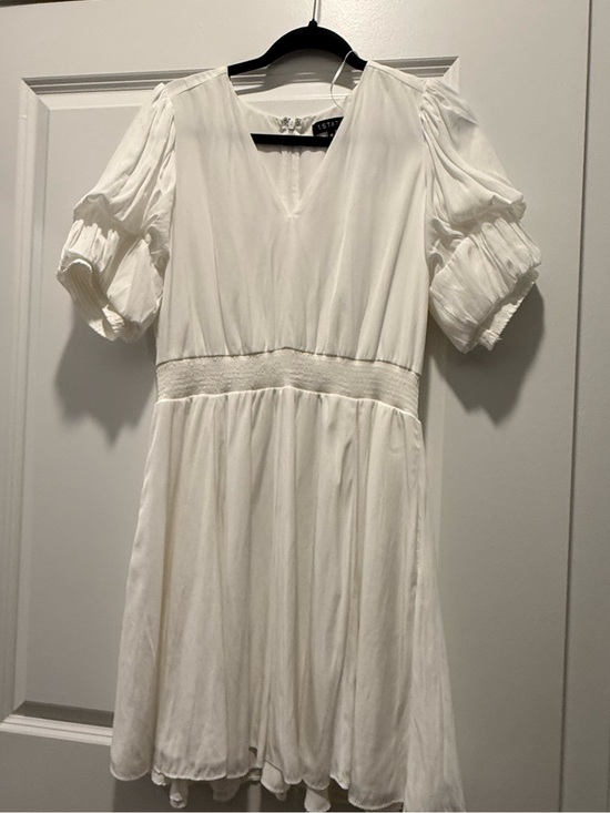 1. State Dresses & Skirts - 1. State White Short Puff Sleeve V-Neck Dress